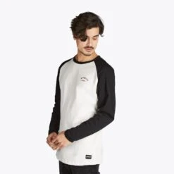 Mystic The Zone L/S Tee -Verkauf Von Surfausrüstung 102737 41afb58fa0b582ebd2bfd99515ae224530ca2a68