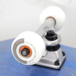 BTFL Gambler Skateboard Complete -Verkauf Von Surfausrüstung BTFL Gambler Skateboard Complete checker schachbrett wheel bei brettsport de