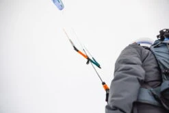 Flysurfer Connect² Control Bar -Verkauf Von Surfausrüstung FLYSURFER CONNECT2 snow 01 1920px bei brettsport de