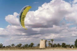 Flysurfer PEAK 5 -Verkauf Von Surfausrüstung FLYSURFER PEAK5 closeup 06 1920px bei brettsport de
