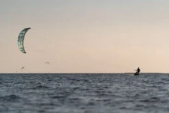 Flysurfer PEAK 5 -Verkauf Von Surfausrüstung FLYSURFER PEAK5 water 05 1920px bei brettsport de