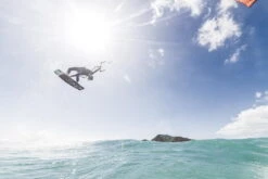 KOLD Shapes POLAR II Red Edition Complete // Kiteboard Freestyle & Freeride -Verkauf Von Surfausrüstung Kold Mario Rodwald Samuel Tome 20180202 6641 3