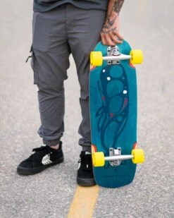 Loaded Ballona Moby Complete -Verkauf Von Surfausrüstung Loaded Ballona action lifestyle 03 Moby bei brettsport de