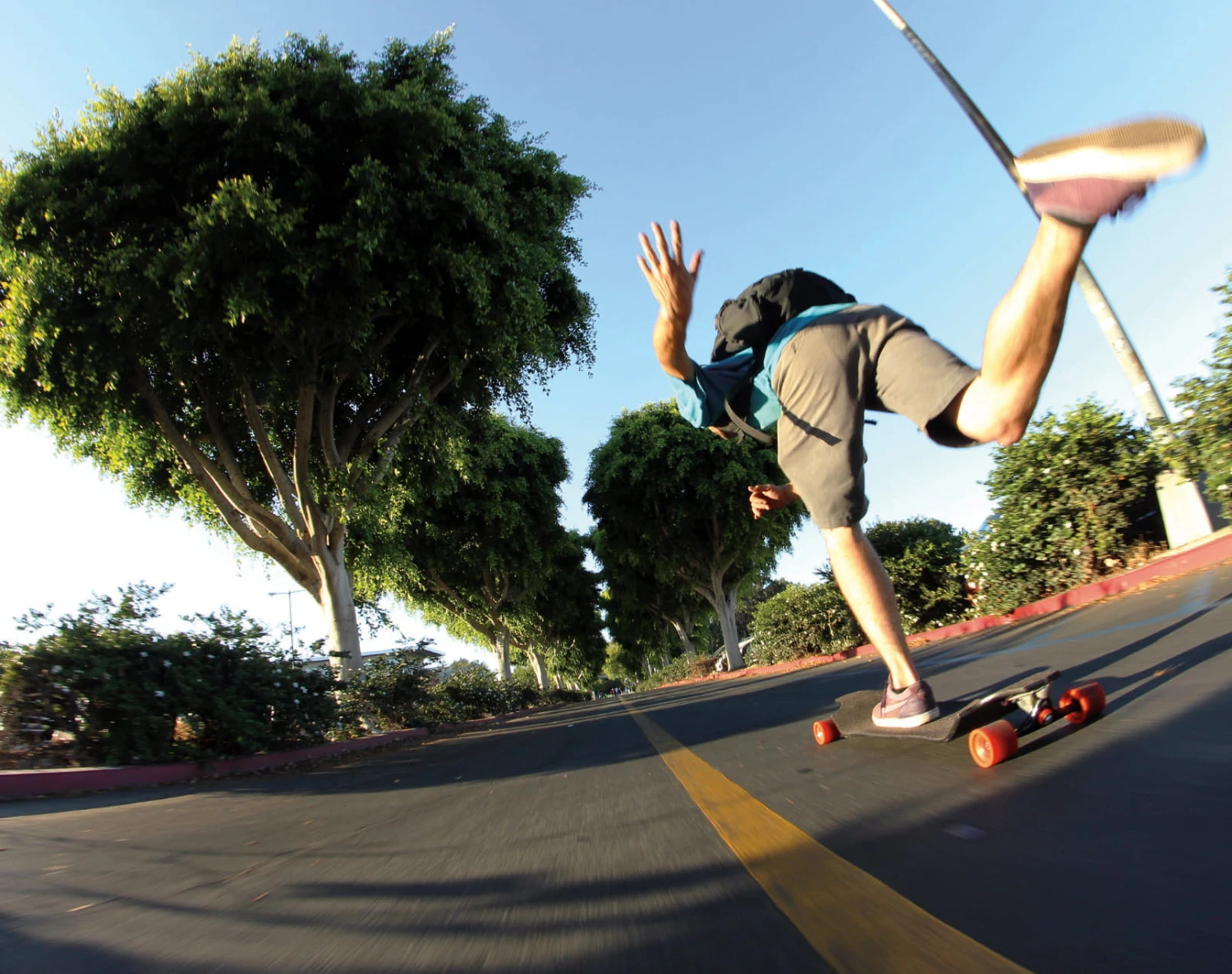 Madrid Pastel Weezer 36" Longboard Complete 5 Madrid Pastel Weezer 36" Longboard Complete – Bild 3