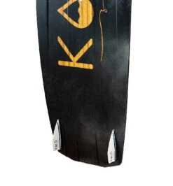 KOLD Shapes POLAR II Black Edition // Kiteboard Freestyle & Freeride -Verkauf Von Surfausrüstung Polar2 black detail2 2