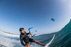 Ozone REO V6 9m² - Orange - *TESTKITE* -Verkauf Von Surfausrüstung Reo V6 Action 4 840x560 1